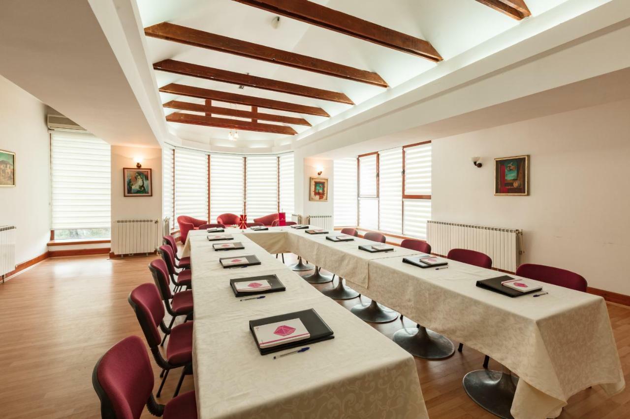 Hotel Bistra, Resort מוורובו מראה חיצוני תמונה