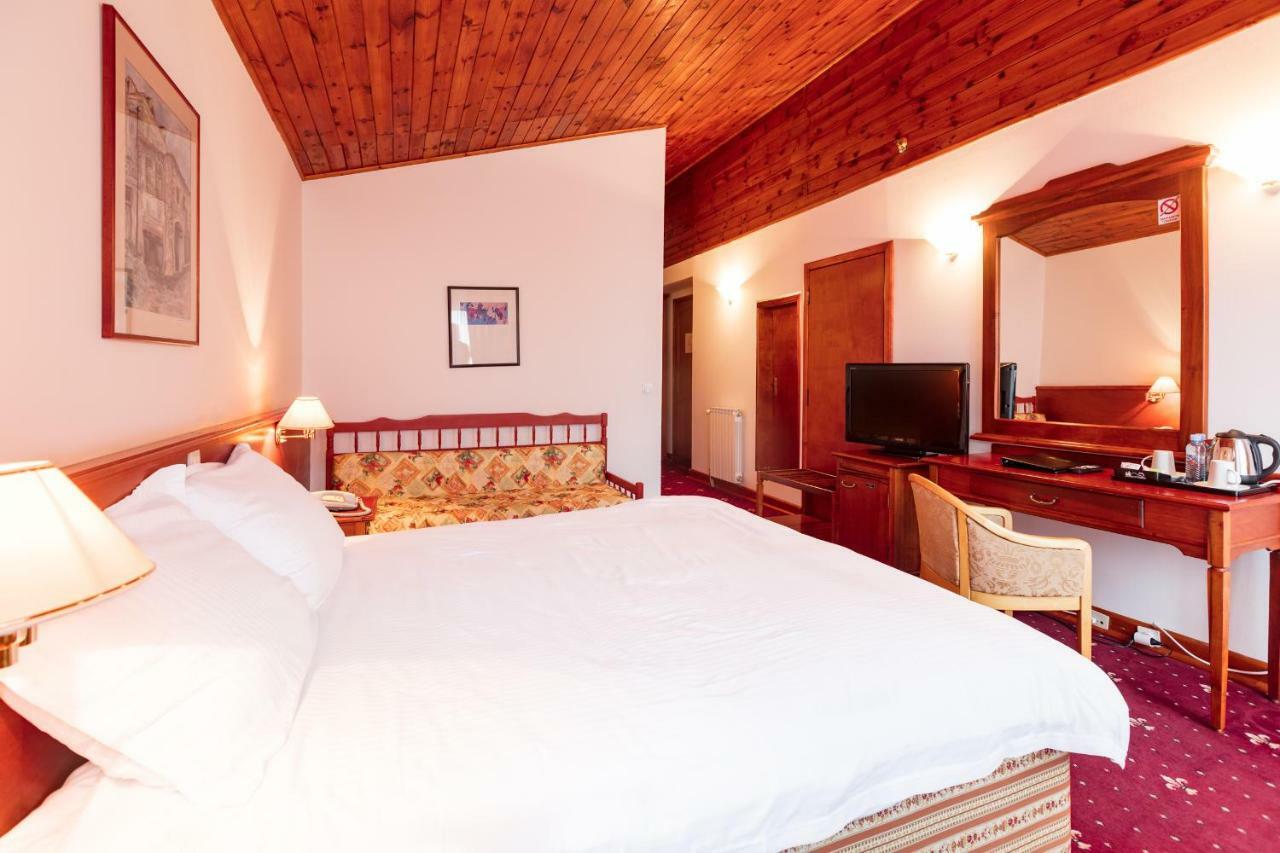 Hotel Bistra, Resort מוורובו מראה חיצוני תמונה
