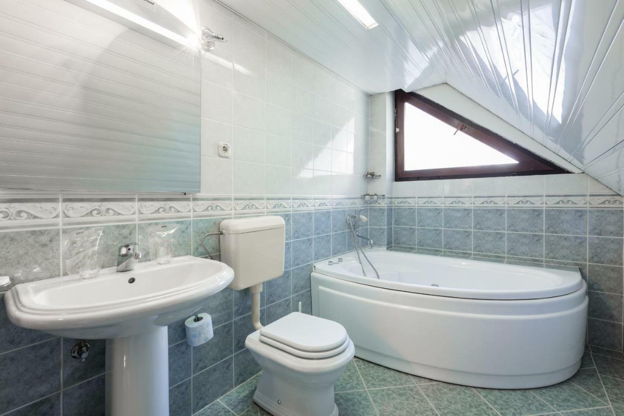 Hotel Bistra, Resort מוורובו מראה חיצוני תמונה