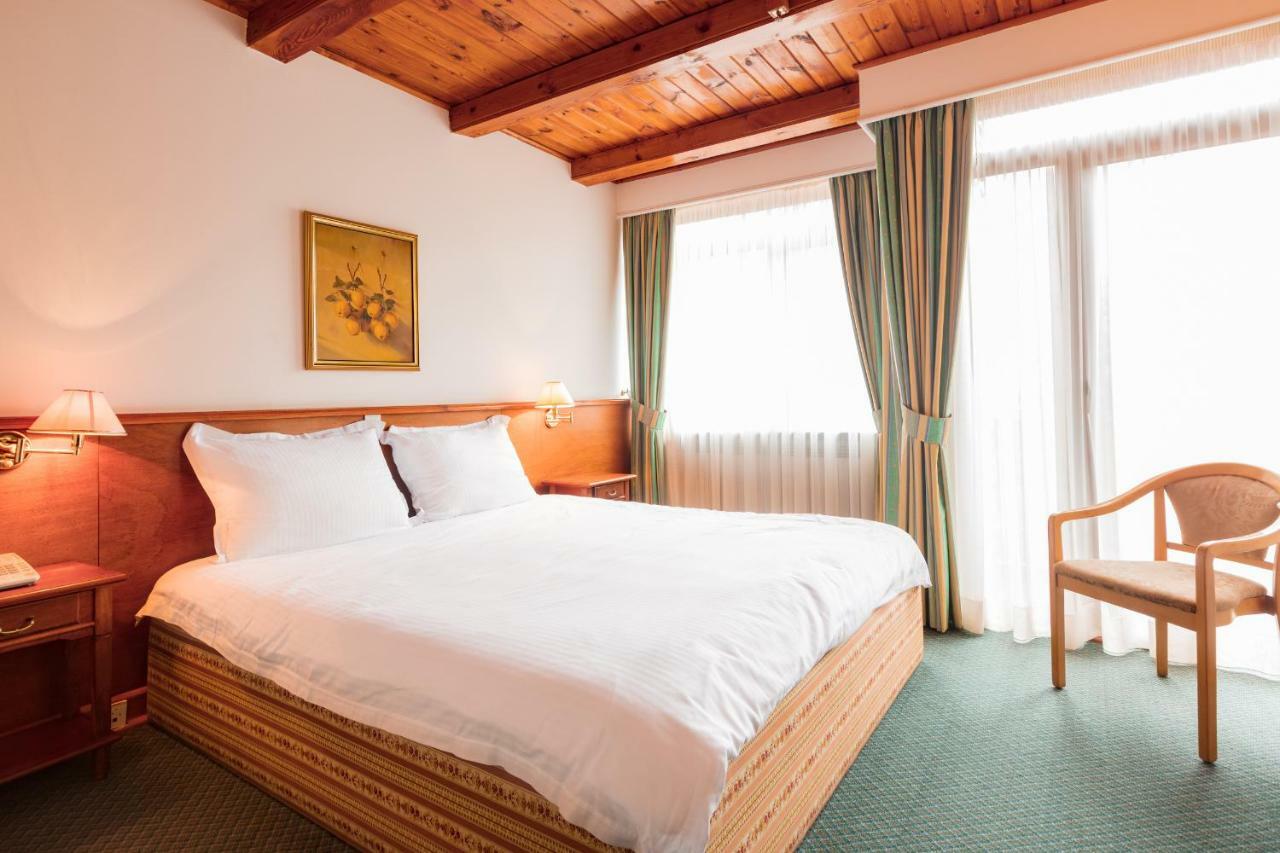 Hotel Bistra, Resort מוורובו מראה חיצוני תמונה