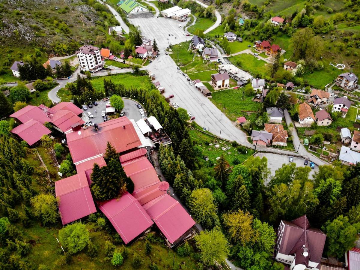Hotel Bistra, Resort מוורובו מראה חיצוני תמונה